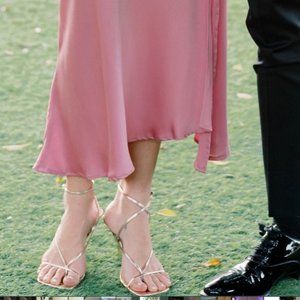 Gold Strap Heels Like New - STEVE MADDEN Size 8.5